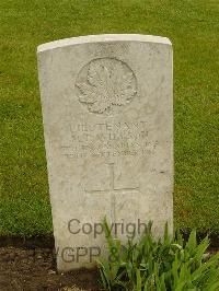 Etaples Military Cemetery - Willson, Major Percy